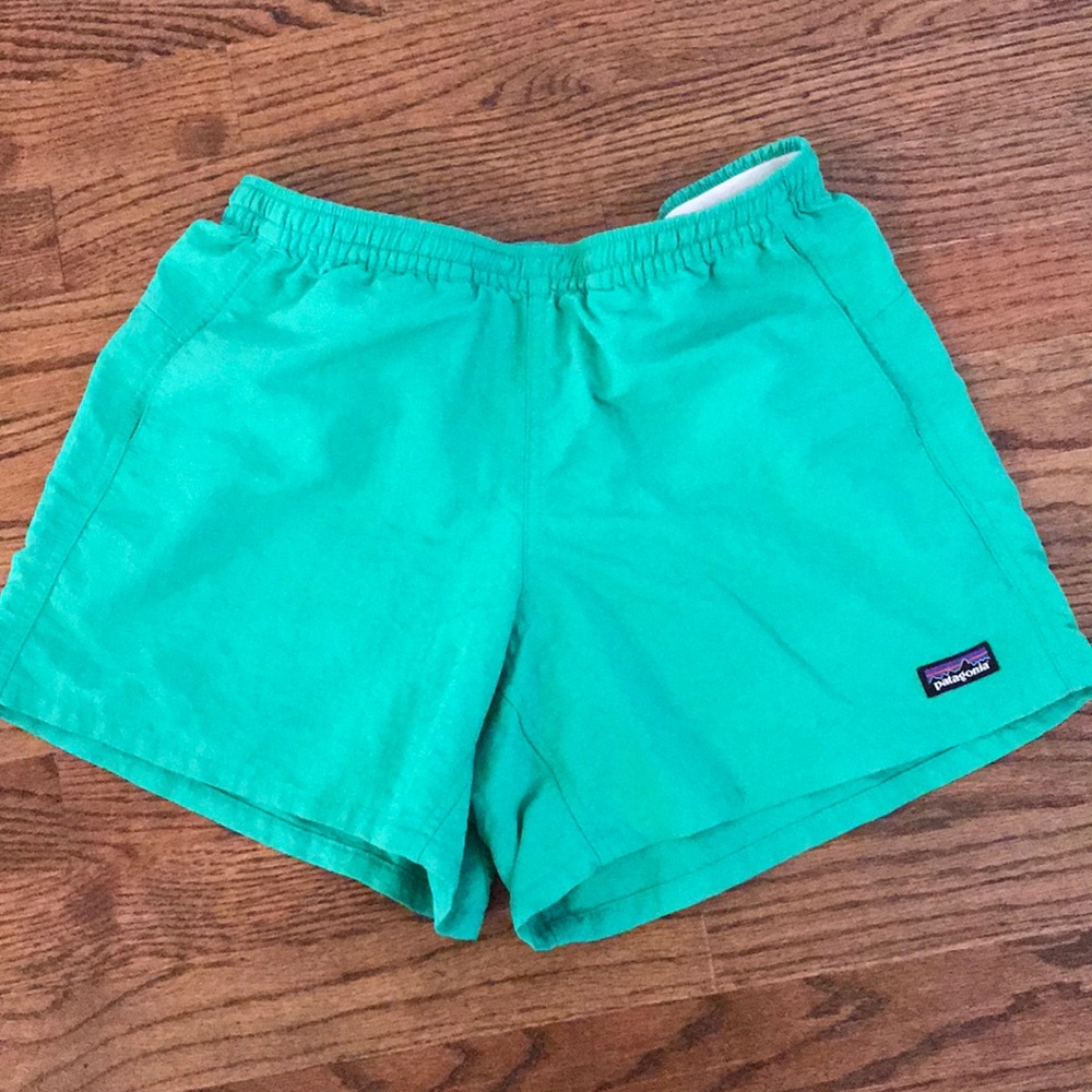 Women’s Patagonia baggies XS